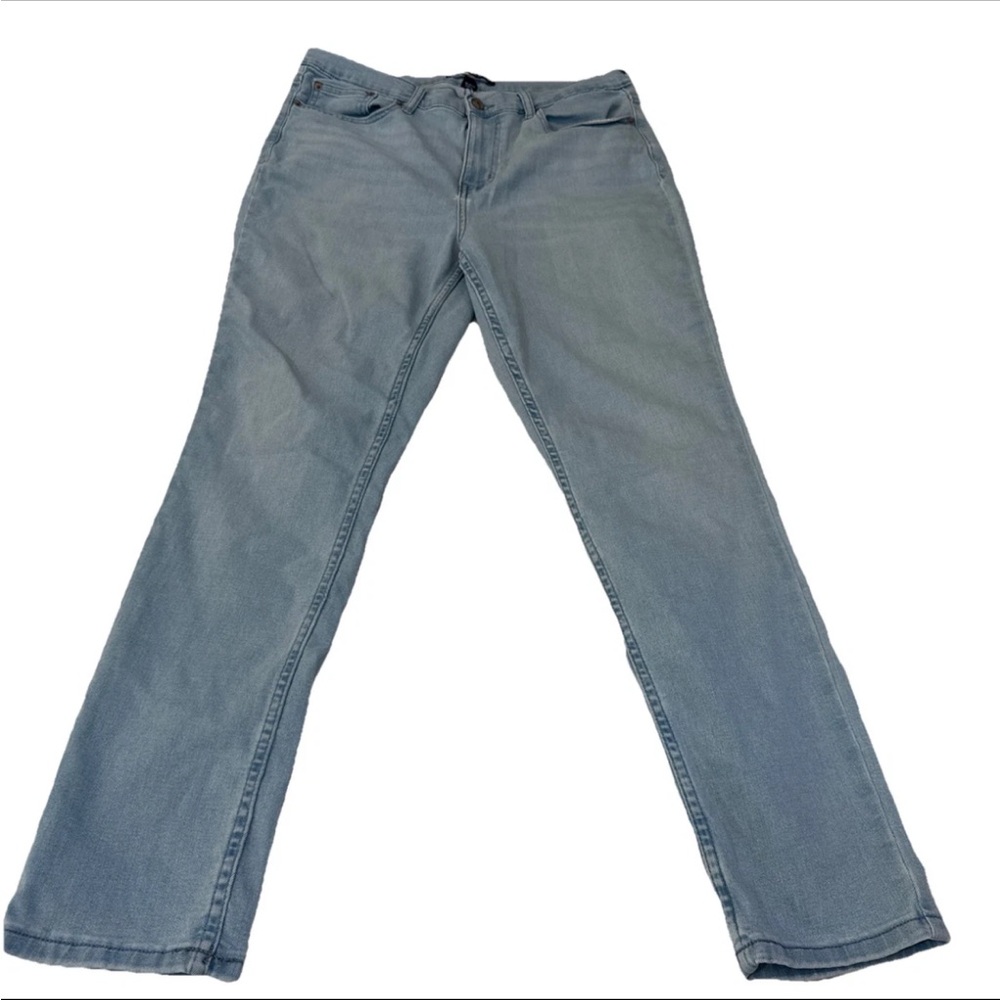 Calvin Klein Women High Rise Straight Leg Jean Light Blue Size 14